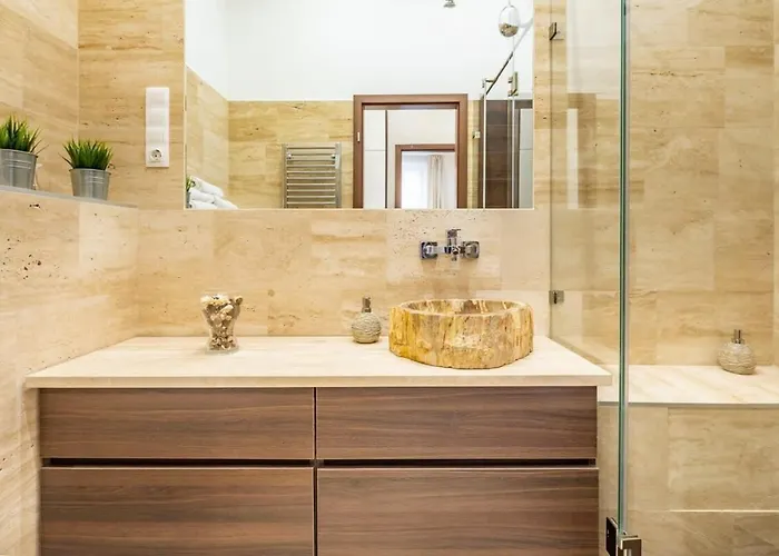 Splendid Perfectly Located Flat With Sauna *