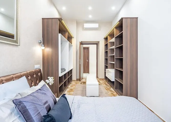 アパート Splendid Perfectly Located Flat With Sauna