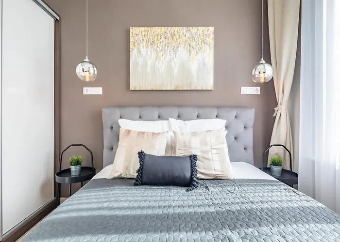 Splendid Perfectly Located Flat With Sauna * Будапешт