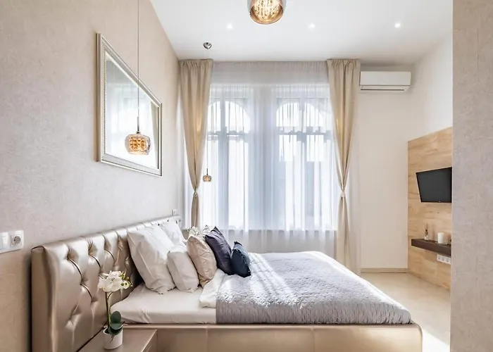 Splendid Perfectly Located Flat With Sauna