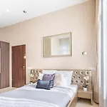 Apartment Splendid Perfectly Located Flat With Sauna