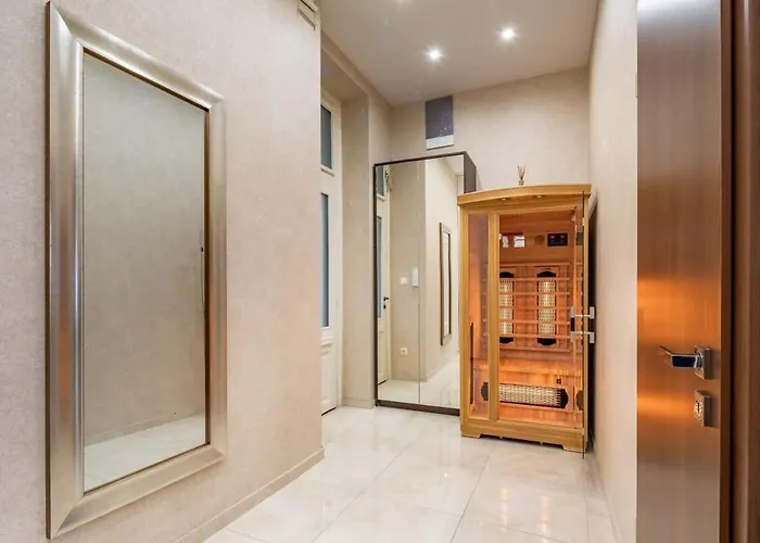 Splendid Perfectly Located Flat With Sauna *